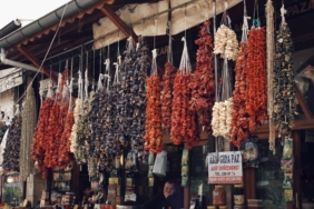 Gaziantep'te Kurutmalık Sebzeler Tezgahlarda