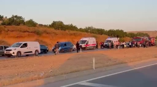 Gaziantep'te otomobil kazası: 3 ölü, 3 yaralı