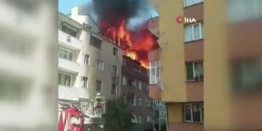 Gaziosmanpaşa'da 4 katlı binanın çatısında yangın çıktı