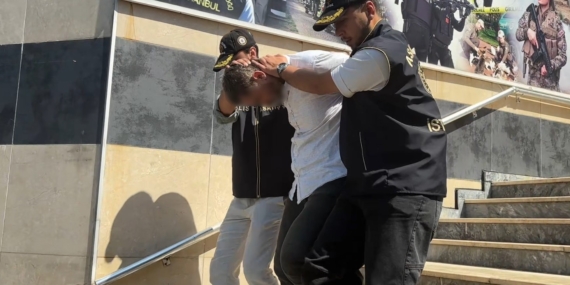 GAZİOSMANPAŞA'DA ESKİ SEVGİLİSİNİ ÖLDÜREN ZANLI ADLİYEYE SEVK EDİLDİ ZANLININ EMNİYETTEKİ İLK İFADESİ ORTAYA ÇIKTI: "KONUŞMAK İSTEMEYİNCE ÖFKELENDİM"
