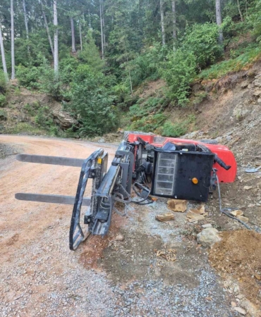 Gazipaşa'da forklift kazasında sürücü yaralandı
