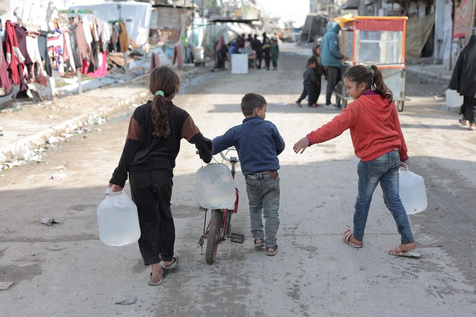 Gazze'de can kaybı 73 bin 377'ye ulaştı