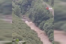 Giresun'da sel felaketi iki kız kardeşi hayatından etti