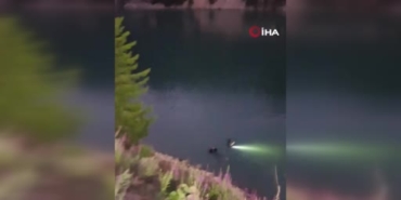Gümüşhane'de baraj gölüne düşen araçta bir kişi hayatını kaybetti