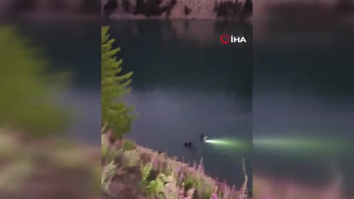 Gümüşhane'de baraj gölüne düşen araçta bir kişi hayatını kaybetti