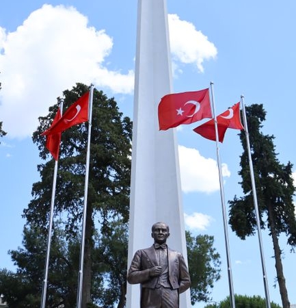 Gürcistan, Türkiye'ye iki organize suç liderini iade etti