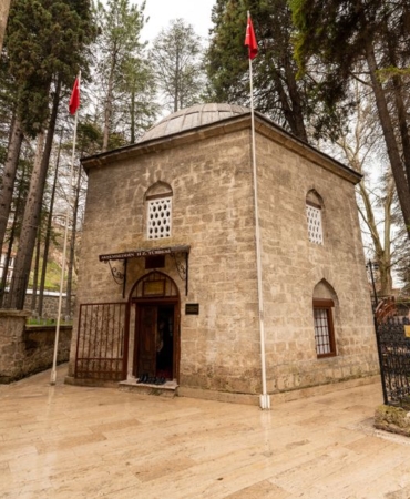 Hacı Bektaş Veli Türbesi'ne yoğun ziyaretçi ilgisi