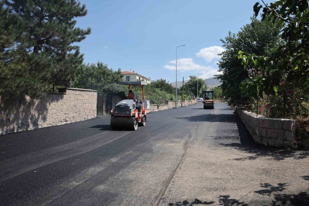 Hacılar'da asfalt çalışmaları tamamlandı