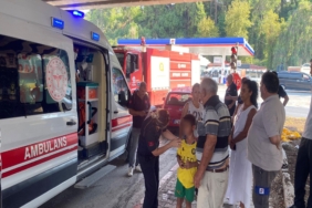 HAFİF YARALI ATLATTIĞI KAZA SONRASI İÇ KANAMADAN HAYATINI KAYBETTİ TIR İLE OTOMOBİLİN ÇARPIŞTIĞI KAZADAN ACI HABER GELDİ