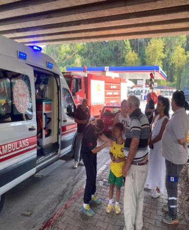 HAFİF YARALI ATLATTIĞI KAZA SONRASI İÇ KANAMADAN HAYATINI KAYBETTİ TIR İLE OTOMOBİLİN ÇARPIŞTIĞI KAZADAN ACI HABER GELDİ