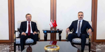 Hakan Fidan, KKTC Başbakanı Ünal Üstel ile Ankara'da bir araya geldi