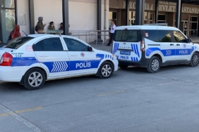 HASTANEDE ÇÖPTE BEBEK BULUNDU, 16 YAŞINDAKİ ANNE TESPİT EDİLİP TUTUKLANDI