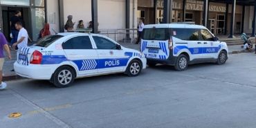 HASTANEDE ÇÖPTE BEBEK BULUNDU, 16 YAŞINDAKİ ANNE TESPİT EDİLİP TUTUKLANDI