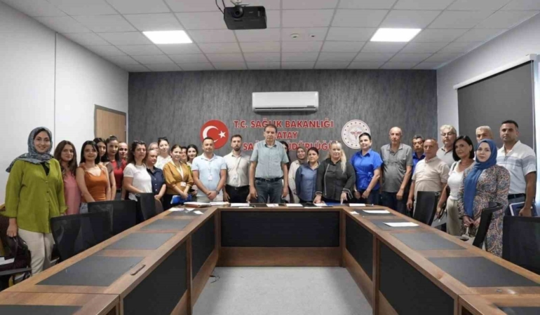 Hatay'da sağlık meslek lisesi eğitim süreçleri değerlendirildi