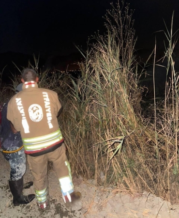 Hatay'ın Arsuz ilçesinde ot ve kamışlık alan yangını kontrol altına alındı