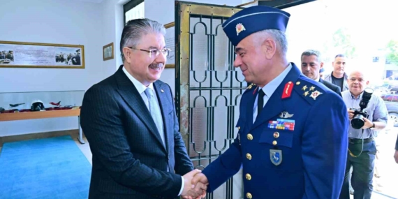 Hava Korgeneral Erdoğan Gür, Vali Dr. Erdinç Yılmaz'ı Ziyaret Etti