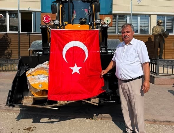 BEYAĞAÇ BELEDİYESİ ARAÇ FİLOSUNU ÖZ KAYNAKLARIYLA GÜÇLENDİRİYOR