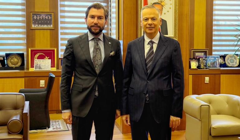 DENİB BAŞKANI UĞURLU İHRACATÇILARIN TALEPLERİNİ BAKAN YARDIMCISI AĞAR'A AKTARDI