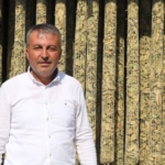 ÇİVRİL'DE ELMA BAHÇELERİ TÜTÜN TARLALARINA DÖNÜŞÜYOR