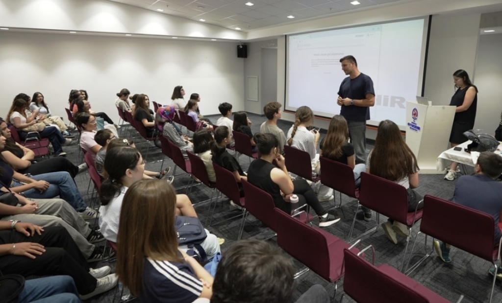 featured