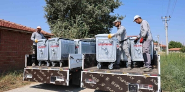 ÇİVRİL'DE VATANDAŞ İSTEDİ, BELEDİYE 285 YENİ KONTEYNER YERLEŞTİRDİ ÇİVRİL BELEDİYESİ'NDEN KIRALAN'A 285 YENİ ÇÖP KONTEYNERİ
