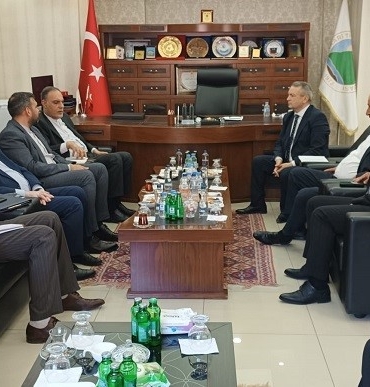 İran Büyükelçisi Hakkâri'de Ekonomik İşbirliği Görüşmeleri Yaptı