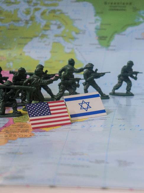 İran, Trump'ın savaşı tırmandırması durumunda ABD hedeflerine saldırmayı değerlendiriyor