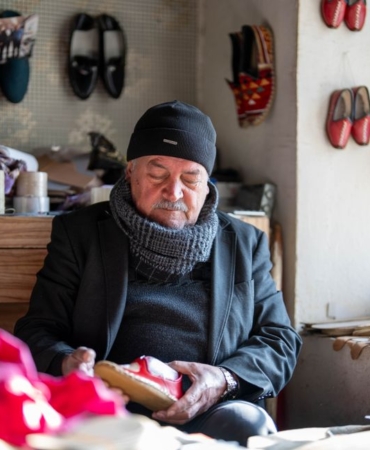 Isparta'da 10 yaşında başladığı mesleği 50 yıldır sürdürüyor