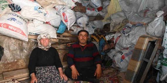 Isparta'da Yangında Evi Yanan Çifte Yardım Eli Uzandı