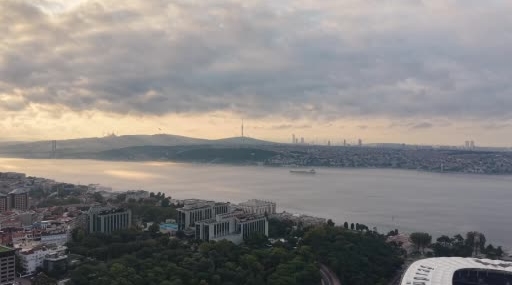 İstanbul'da sis nedeniyle 15 vapur seferi iptal edildi