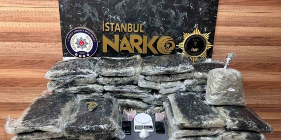 İstanbul'da ticari taksiyle uyuşturucu sevkiyatı engellendi