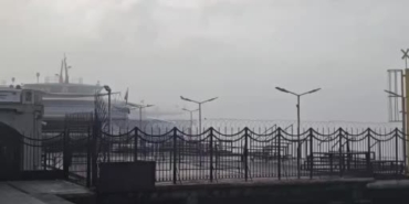 İstanbul'da yoğun sis nedeniyle Boğaz trafiğe kapatıldı
