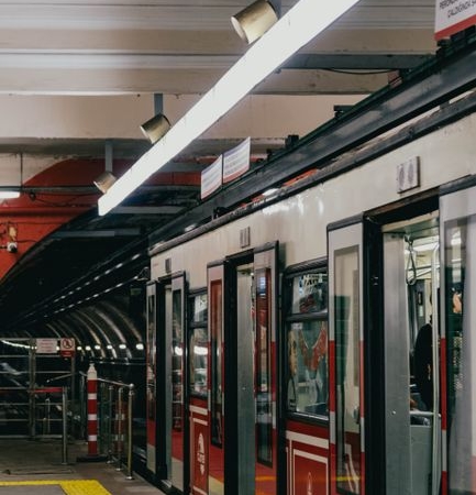 İzmir'de metro istasyonlarında biyolojik vektör mücadelesi