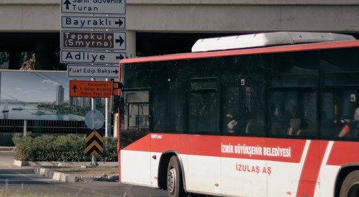 İzmir'de okul servisi ücretlerine yüzde 20 zam yapıldı