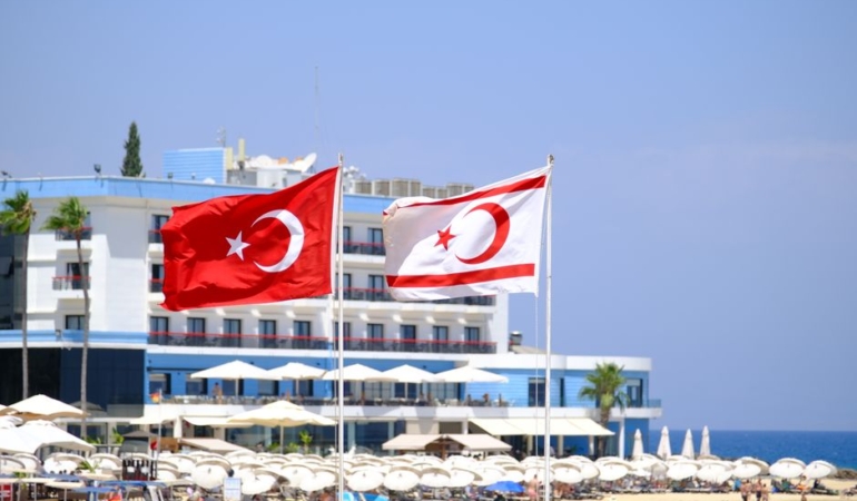 KKTC Başbakanı Ünal Üstel, Kıbrıs Türk halkının direnişini vurguladı