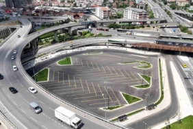 Kadıköy Rıhtım'daki otobüs peronları kaldırılıyor