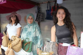 Kadın Emeği Festivali'nde El Emeği Ürünlere İlgi Yoğun