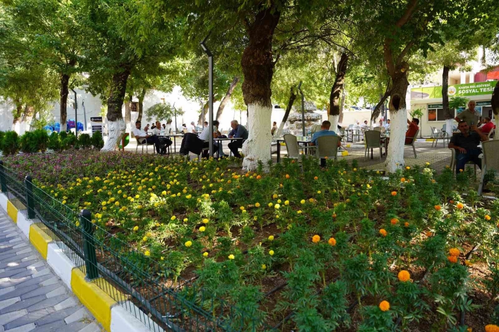 Kahta'da yeni sosyal tesis hizmete girdi
