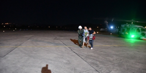 Kalp krizi geçiren vatandaş helikopterle hastaneye sevk edildi