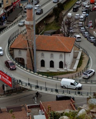 Karabük-Bartın yolunda hatalı sollama anları kamerada