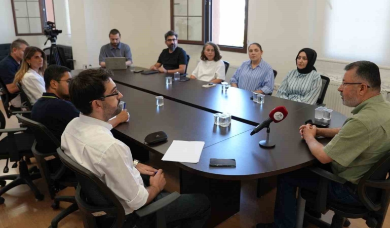 Karabük Üniversitesi İletişim Fakültesi'nde Akademik Toplantı