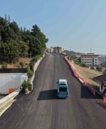Karabük'te 3 Mahallenin Ulaşımını Sağlayan Yol Yeniden Açıldı