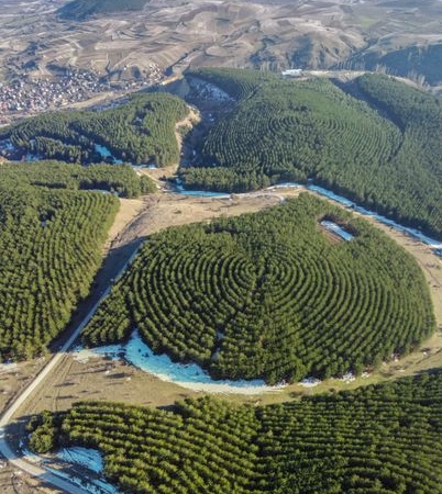 Karacabey Belediyesi kırsal yolları güçlendiriyor