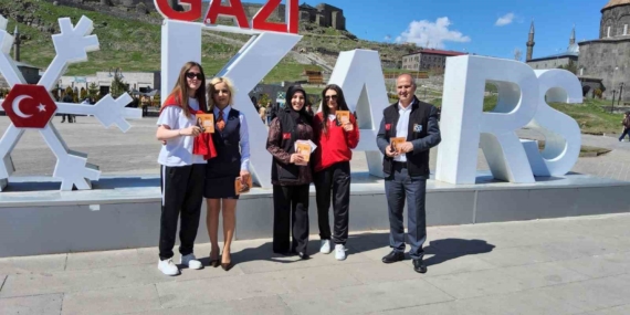 Kars'ta kadına yönelik şiddetle mücadele bilgilendirme çalışmaları devam ediyor
