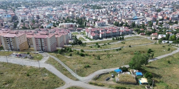 Kars'ta yapı ruhsatı verilen daire sayısı bölgeyi geçti