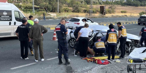Kastamonu'da D100'deki kazada 2 kişi hayatını kaybetti