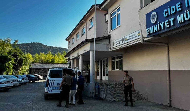 Kastamonu'da pompalı tüfekle ateş açan kişi tutuklandı