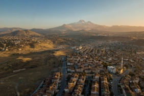 Kayseri Belediye Başkanı Büyükkılıç, YKS sonuçlarını değerlendirdi