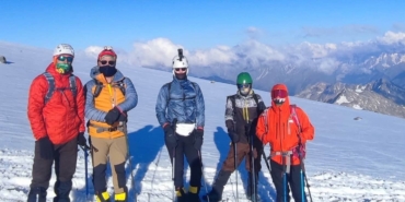 Kayseri Sporcuları Elbruz Dağı Zirvesine Ulaştı