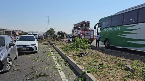 Kayseri'de otobüs kazasında 1 ölü, 24 yaralı